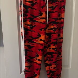 NWT ! Rue21 Red and Orange Camo Joggers